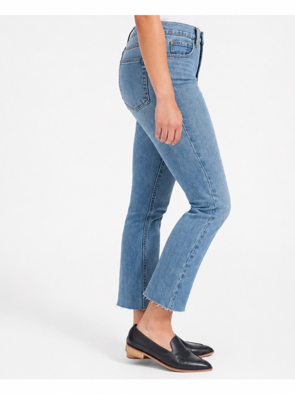 Everlane High Rise Kick Crop Medium Wash Denim Raw Hem Size 27 Casual‎